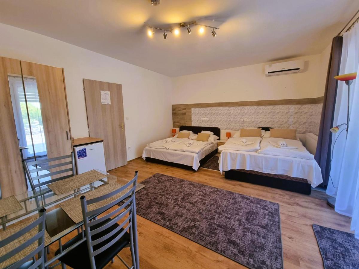 Duna-Beach Apartman Kimle Exterior foto