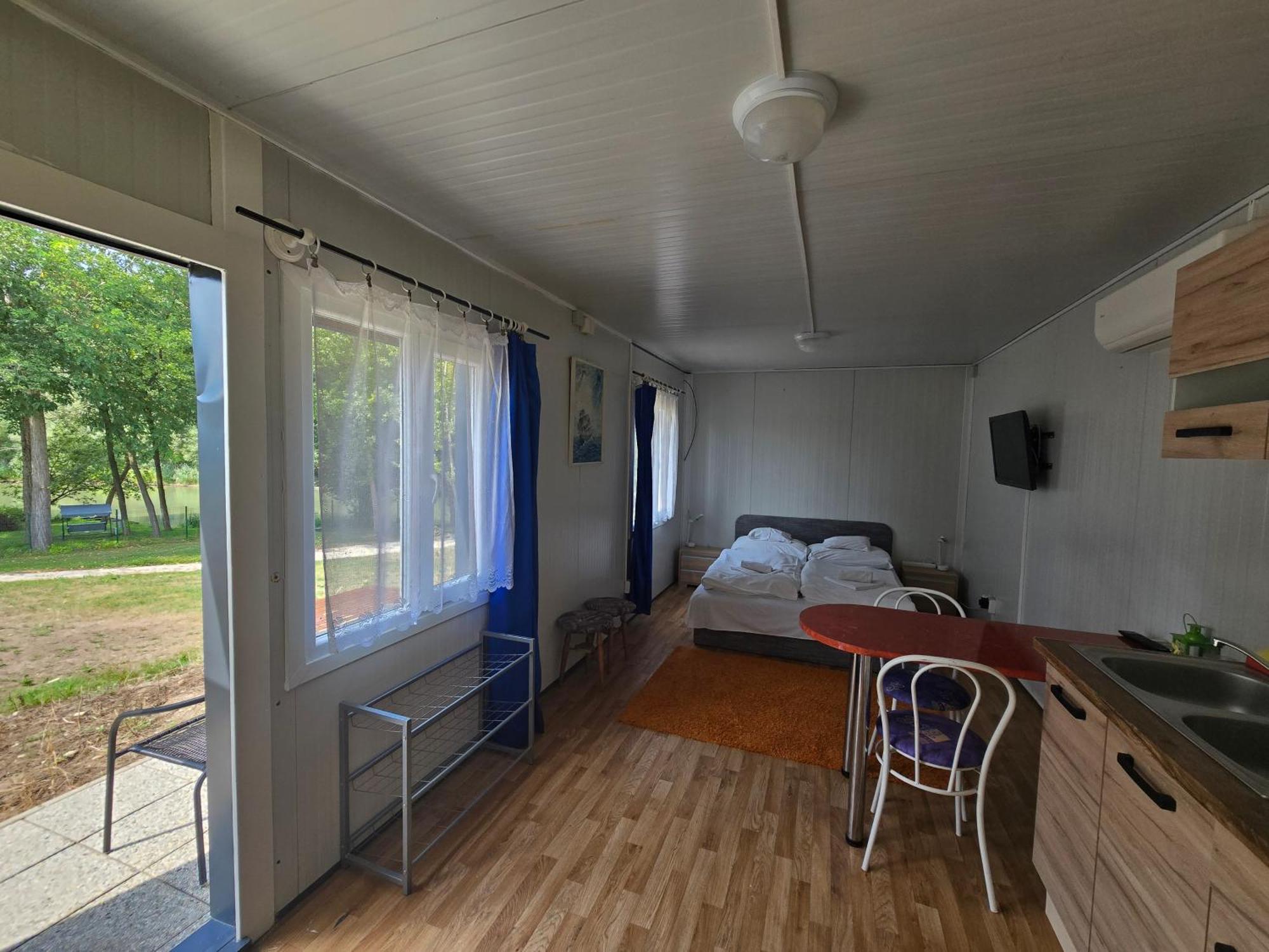 Duna-Beach Apartman Kimle Zimmer foto